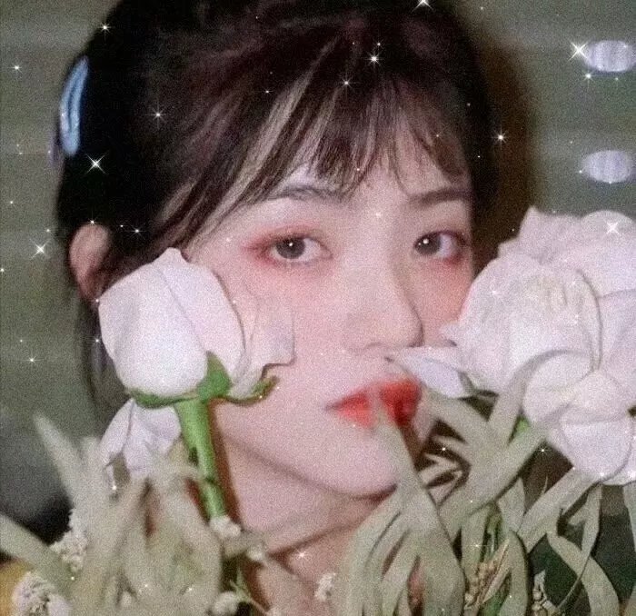 正在缩小的男人